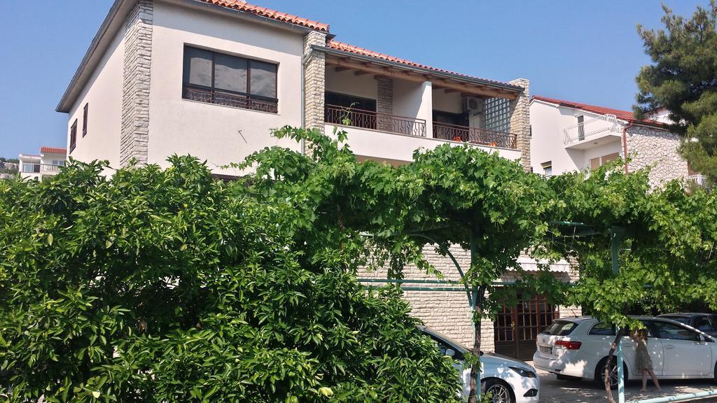 Rooms Krnic شيبينيك المظهر الخارجي الصورة